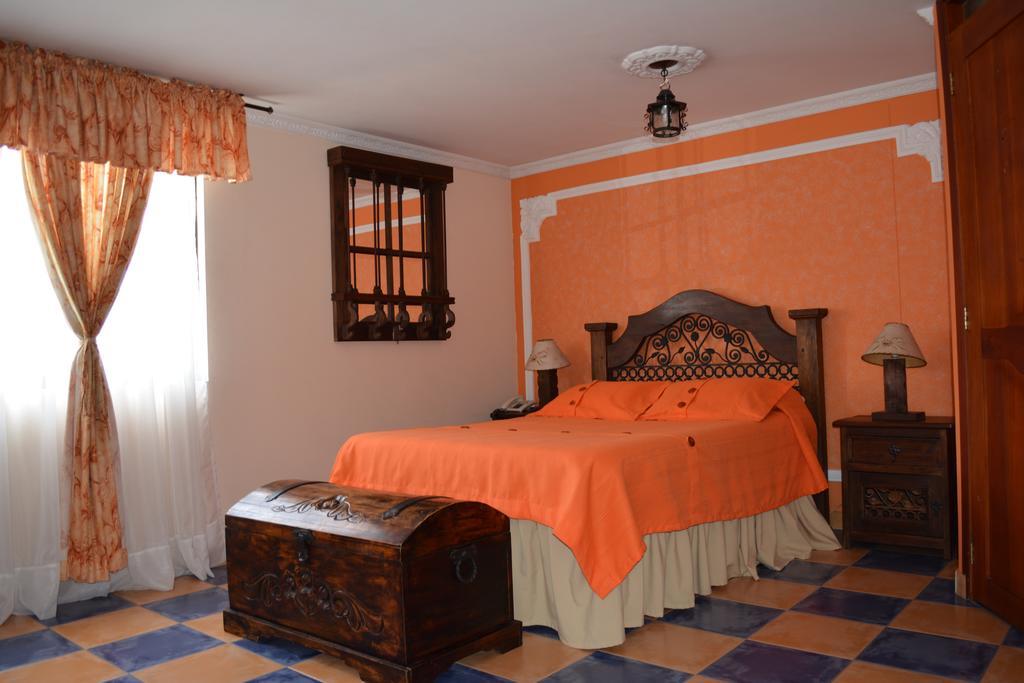 Hotel Casa Colonial Santa Rosa De Cabal Habitación foto
